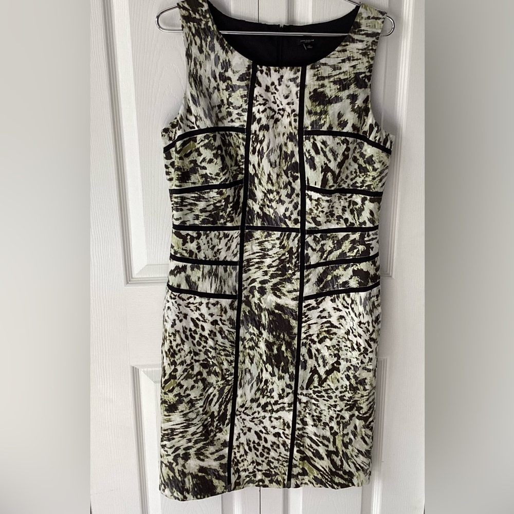Ann Taylor shift green Leopard print Sleeveless Sheath dress Fully Lined…
